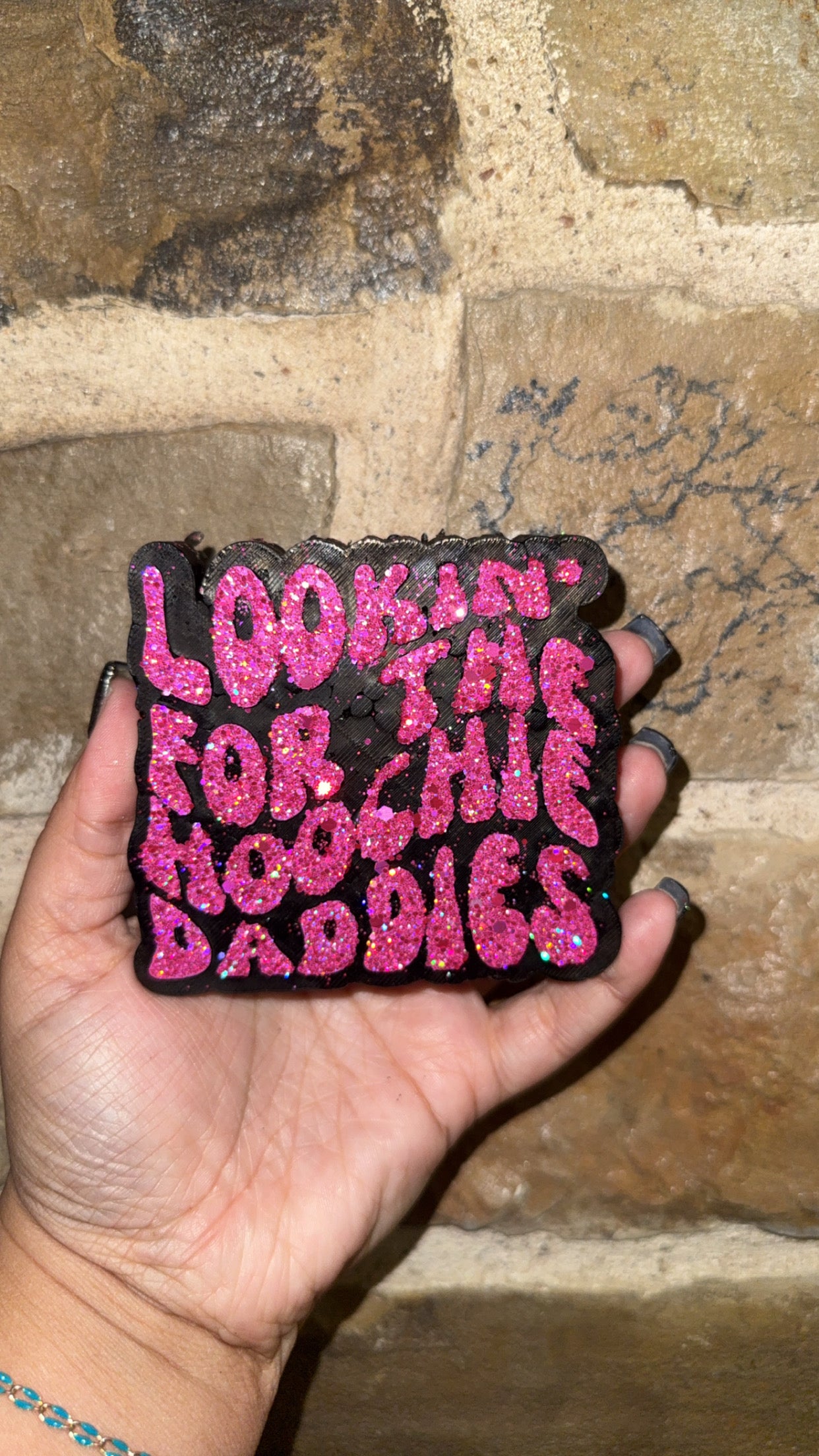 Lookin' For The Hoochie Daddies Freshie