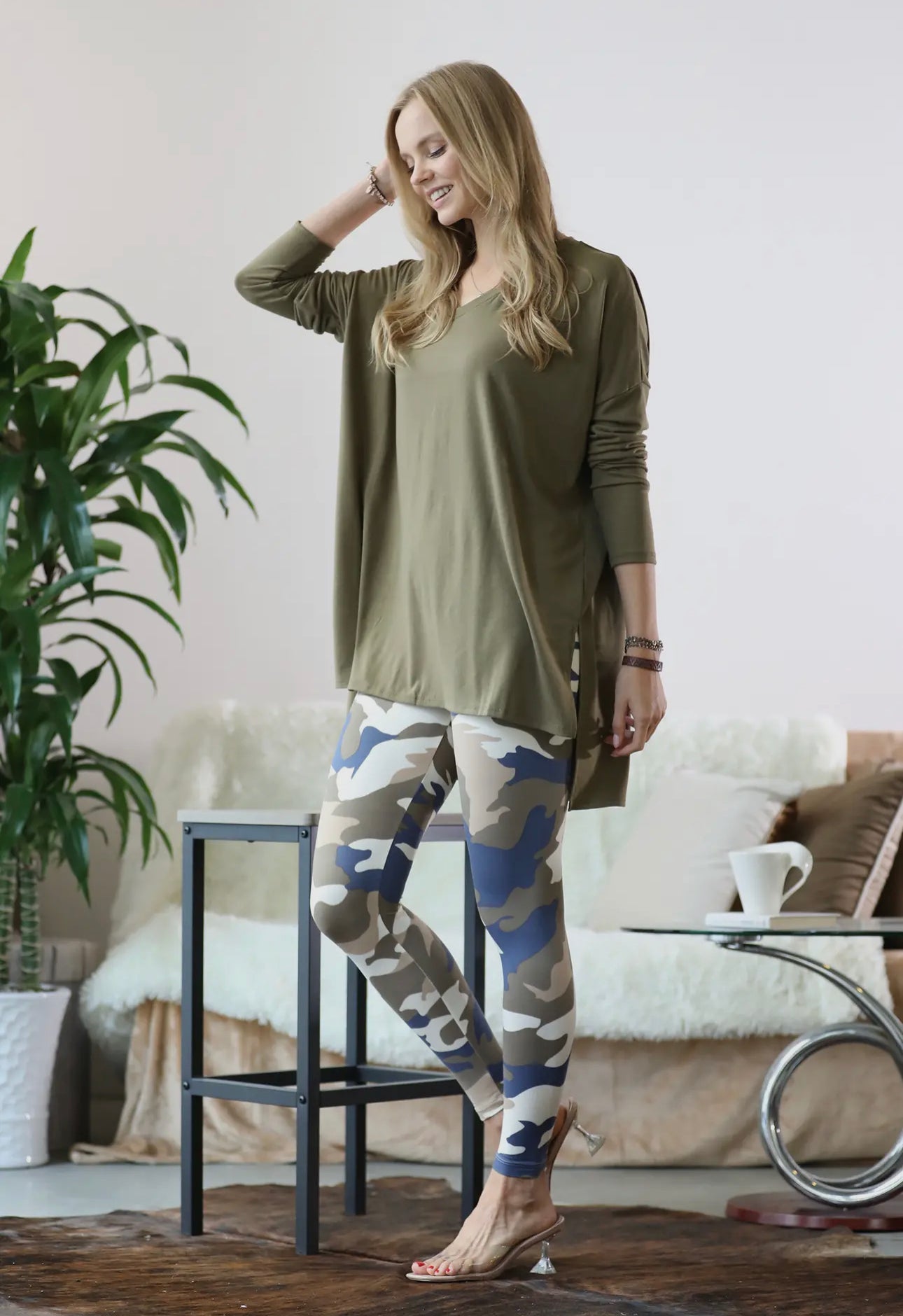 Dolman Long Sleeve V-neck Side Slit Hi-low Hem Top